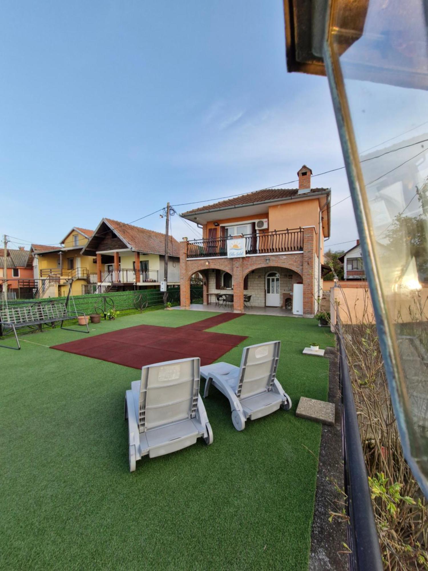 Vila Soleil Smederevo Exteriör bild